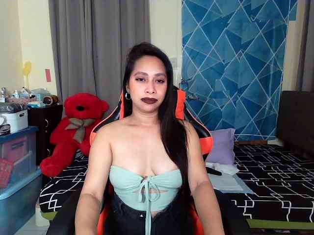 xxTrexie18 webcam