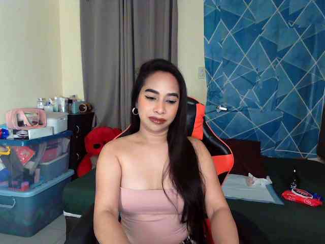 xxTrexie18 webcam