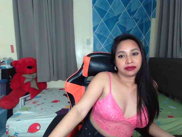xxTrexie18 webcam