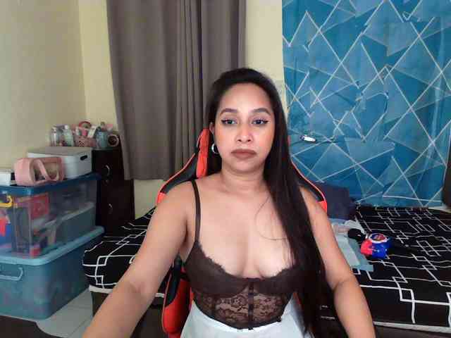 xxTrexie18 webcam