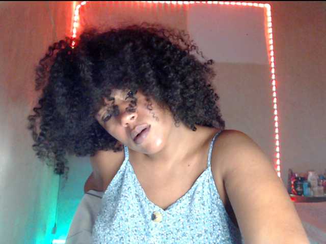 Cherryu's BongaCams show and profile