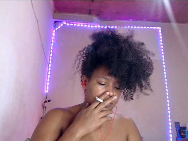 Cherryu's BongaCams show and profile