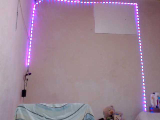 Cherryu's BongaCams show and profile