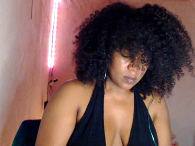 Cherryu's BongaCams show and profile