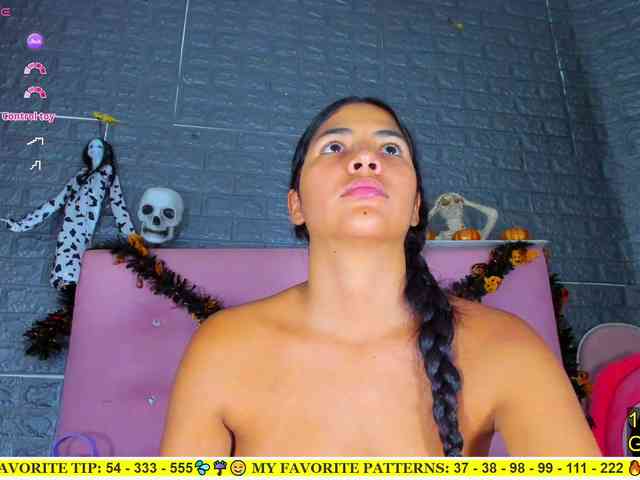 AriannaLewis webcam