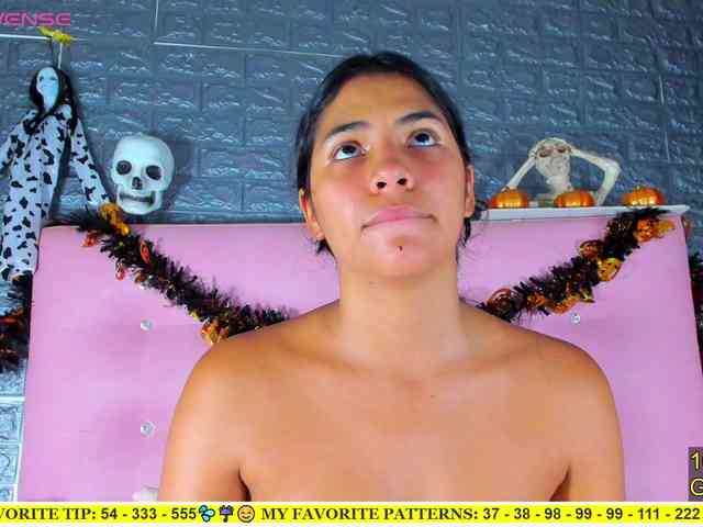 AriannaLewis webcam