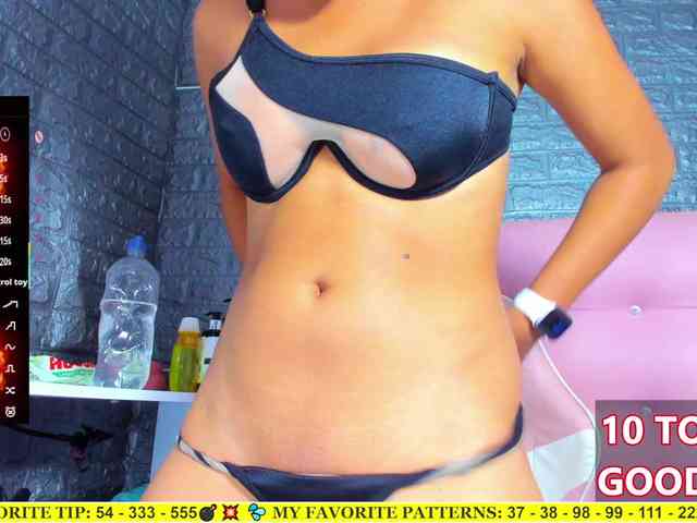 AriannaLewis webcam