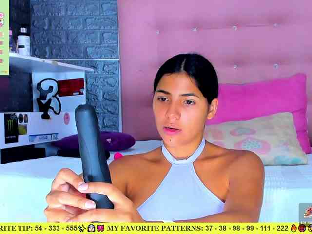 AriannaLewis AriannaLewis