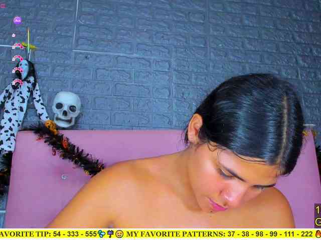 AriannaLewis webcam