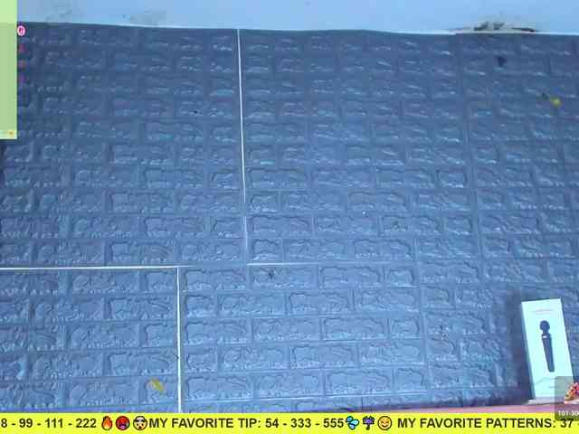 AriannaLewis AriannaLewis