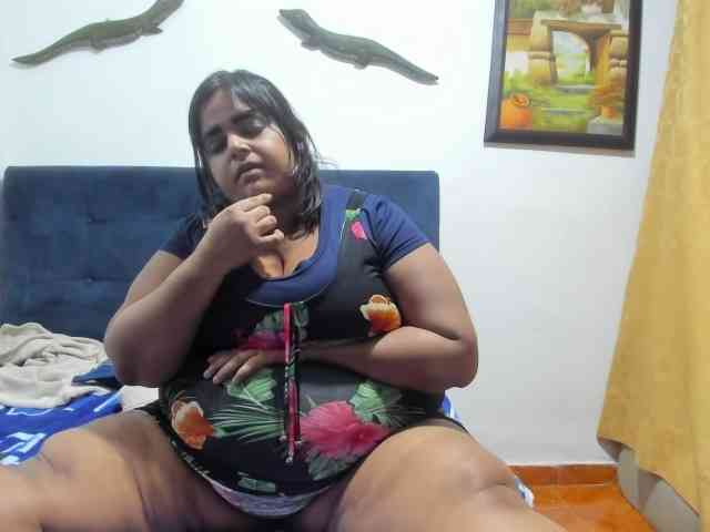 SusanaEshwar webcam