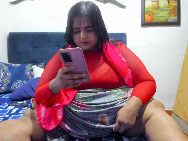 SusanaEshwar webcam