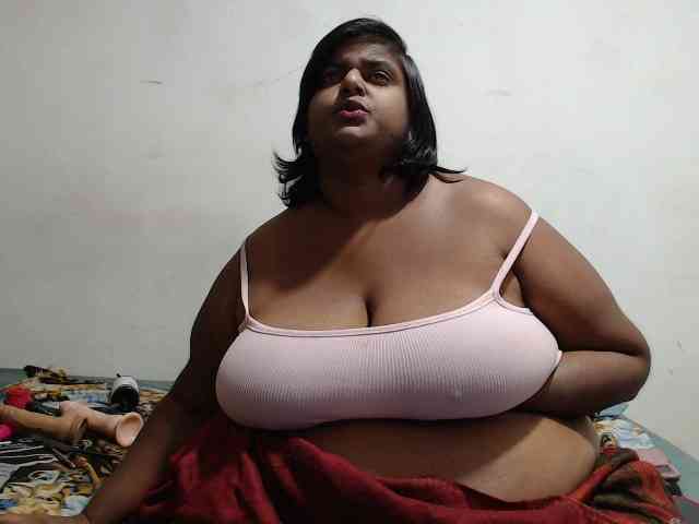 SusanaEshwar webcam