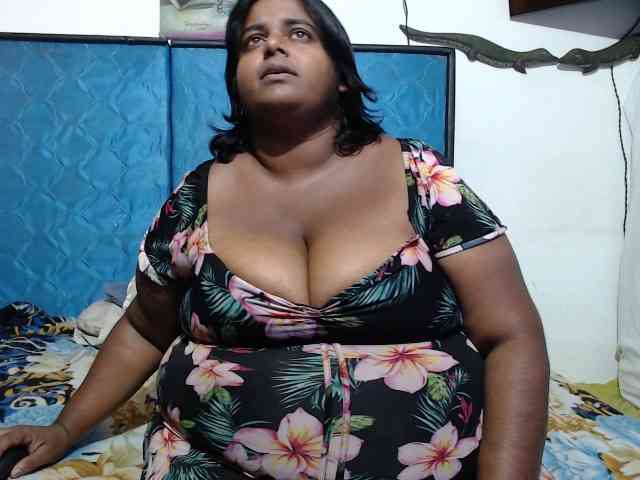 SusanaEshwar webcam