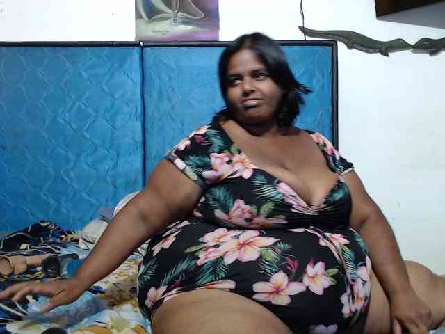 SusanaEshwar webcam