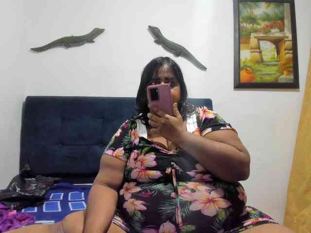 SusanaEshwar webcam