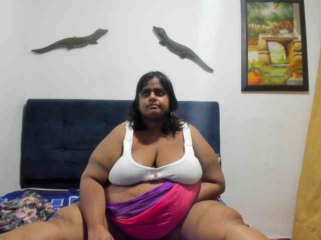SusanaEshwar webcam