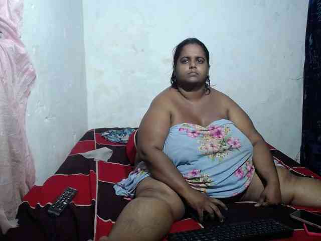 SusanaEshwar webcam