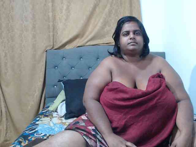 SusanaEshwar webcam