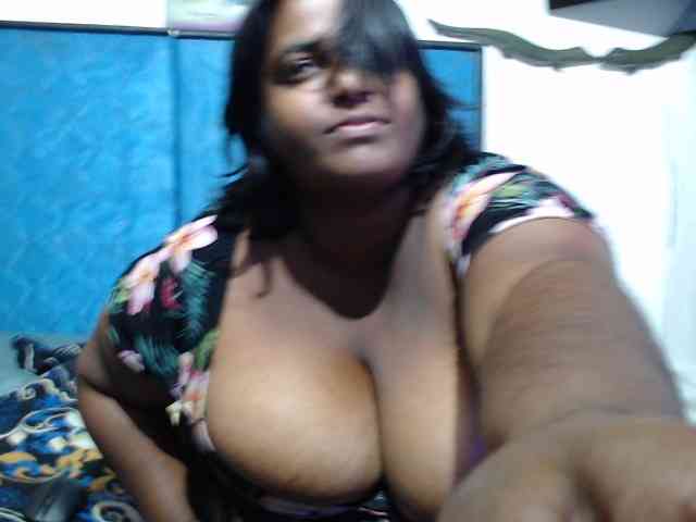 SusanaEshwar webcam