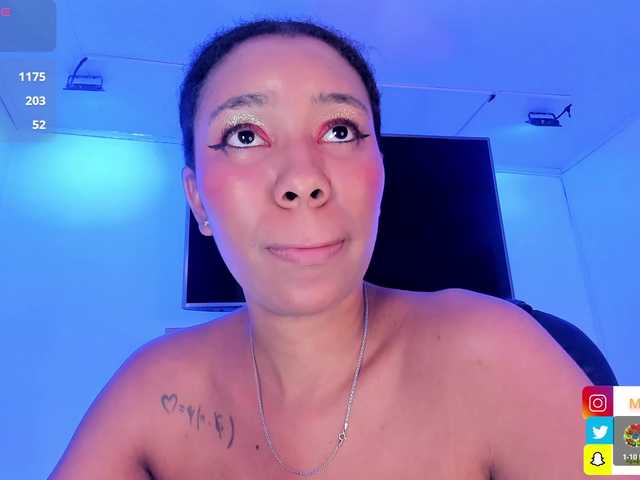  Mikeyla-Russo chat room