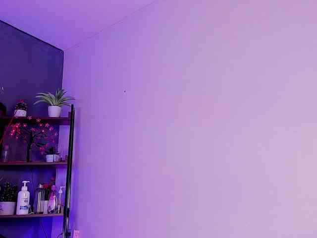 Mikeyla-Russo webcam