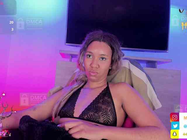 Mikeyla-Russo webcam