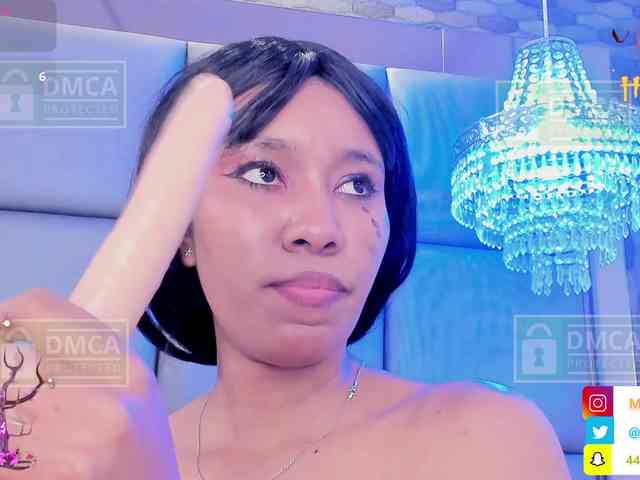 Mikeyla-Russo webcam