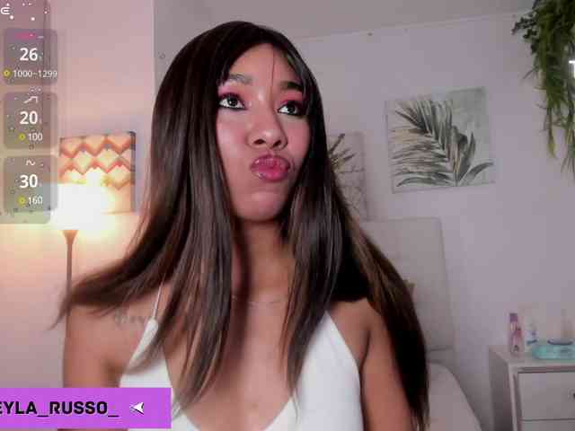Mikeyla-Russo webcam