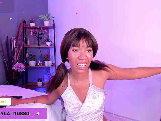 Mikeyla-Russo webcam