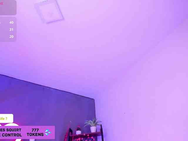 Mikeyla-Russo webcam