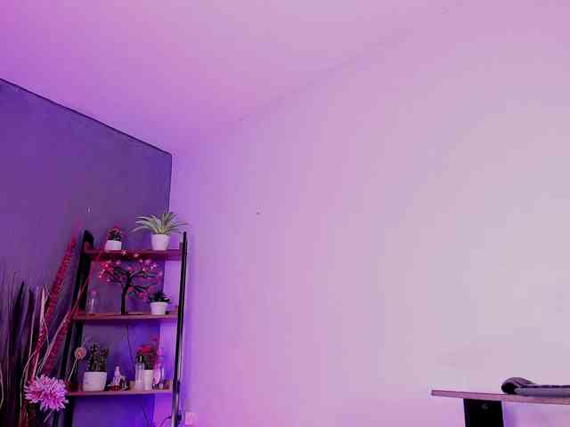 Mikeyla-Russo webcam