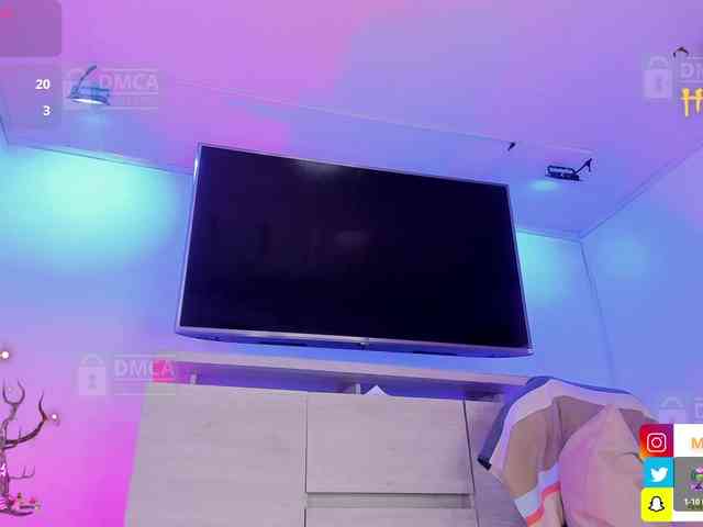 Mikeyla-Russo webcam