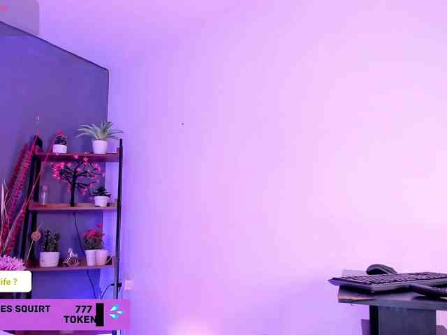Mikeyla-Russo webcam
