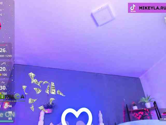 Mikeyla-Russo webcam