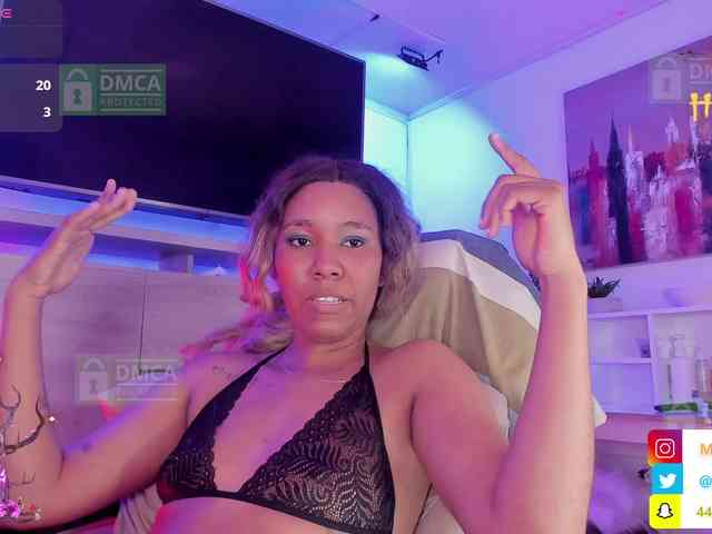 Mikeyla-Russo webcam