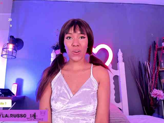 Mikeyla-Russo webcam