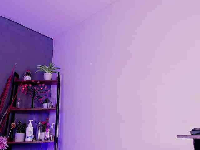 Mikeyla-Russo webcam