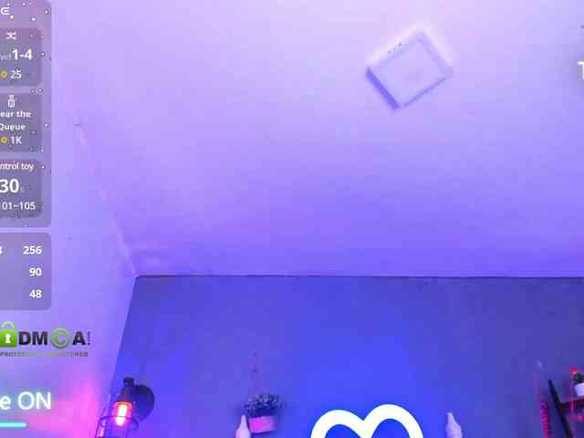 Mikeyla-Russo webcam