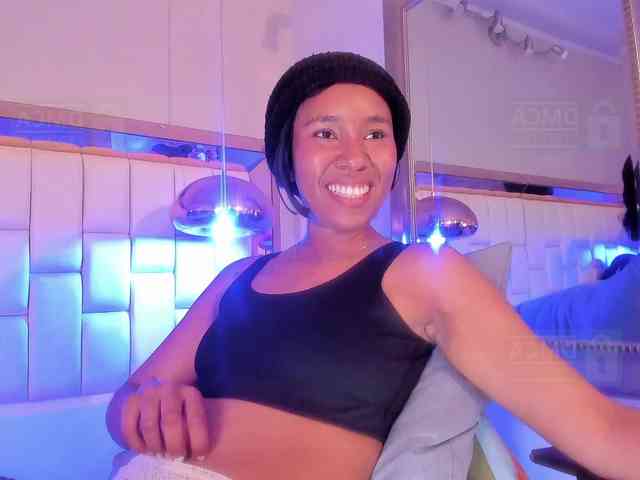 Mikeyla-Russo Live Webcam on BongaCams