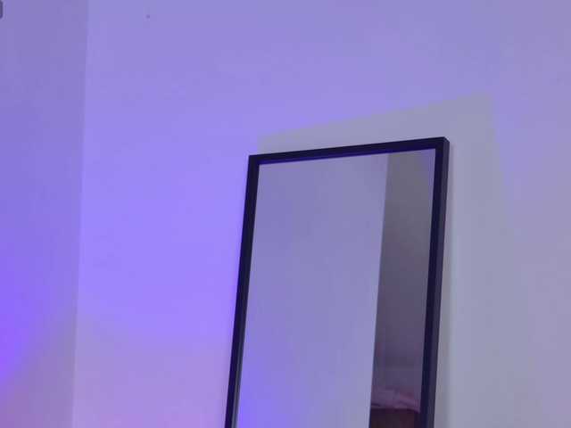 NicoleLegh webcam bongacams model stream image