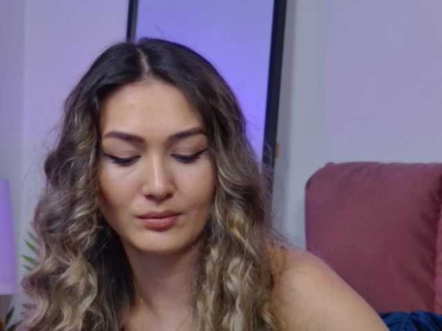 NicoleLegh Live Cam on BongaCams