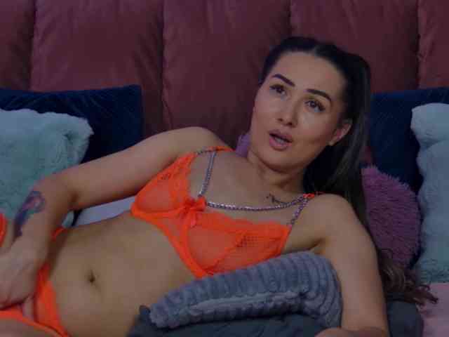 NicoleLegh webcam