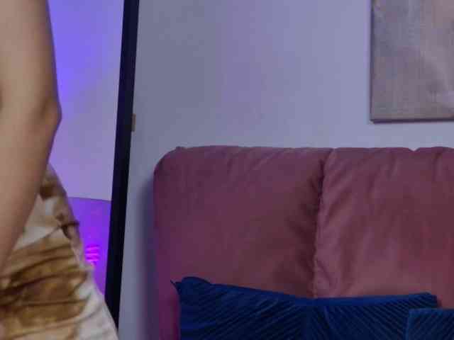 NicoleLegh webcam