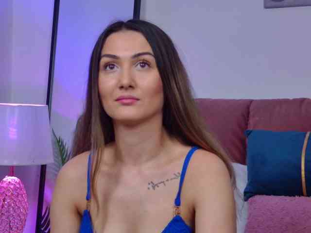 NicoleLegh webcam