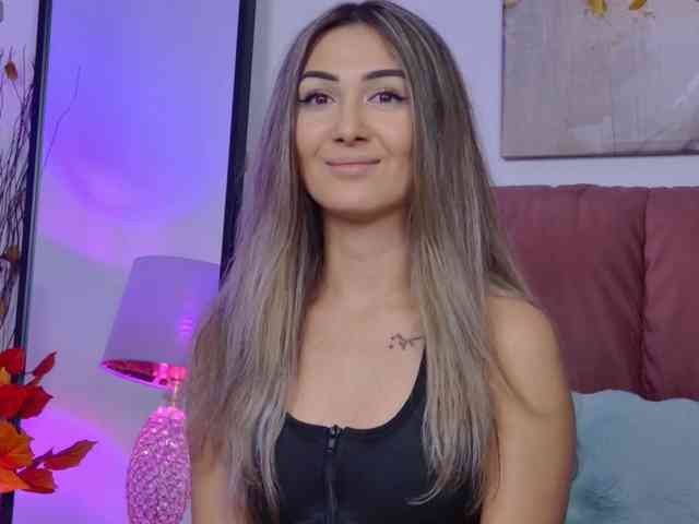 NicoleLegh webcam