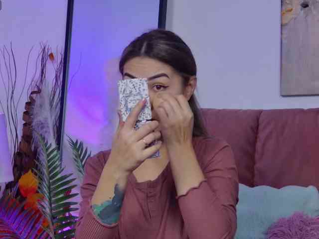 NicoleLegh webcam