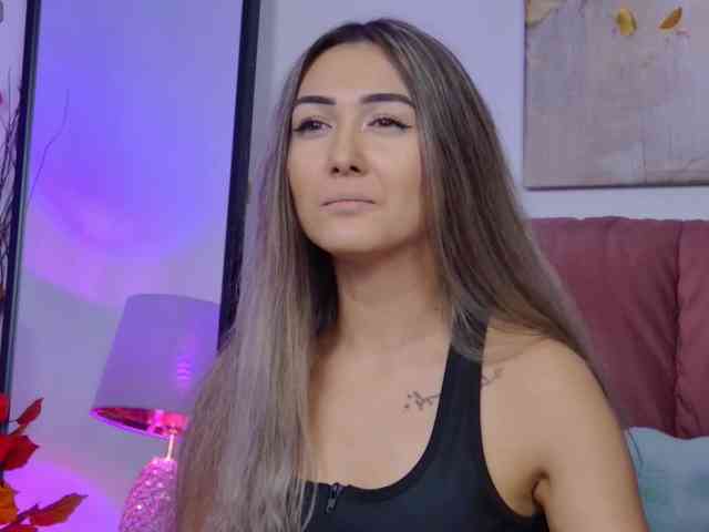 NicoleLegh webcam
