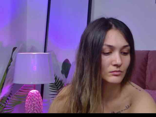 NicoleLegh webcam
