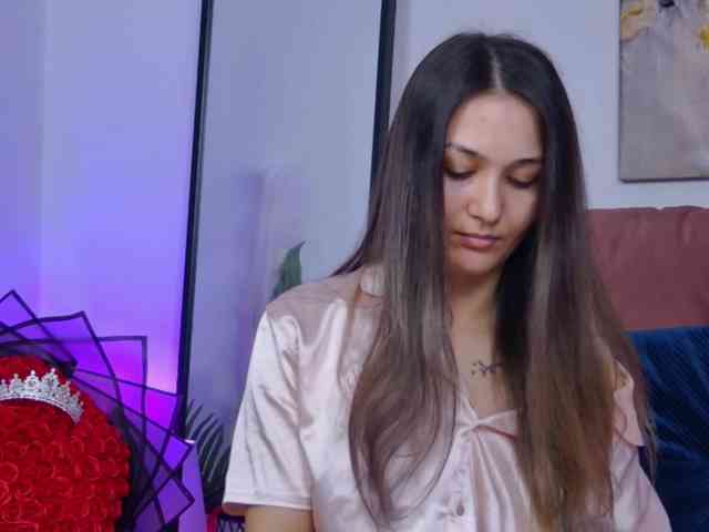 NicoleLegh webcam